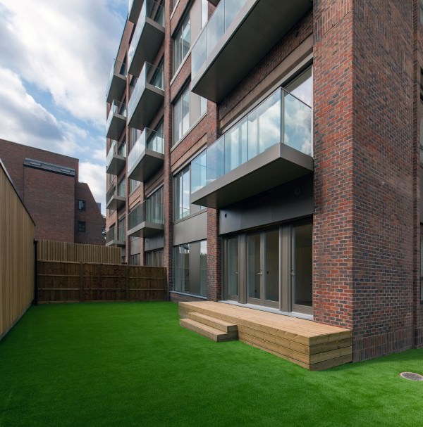 Ash House, StainesuponThames