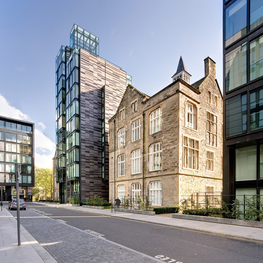 01 101004 Quartermile Externals 010