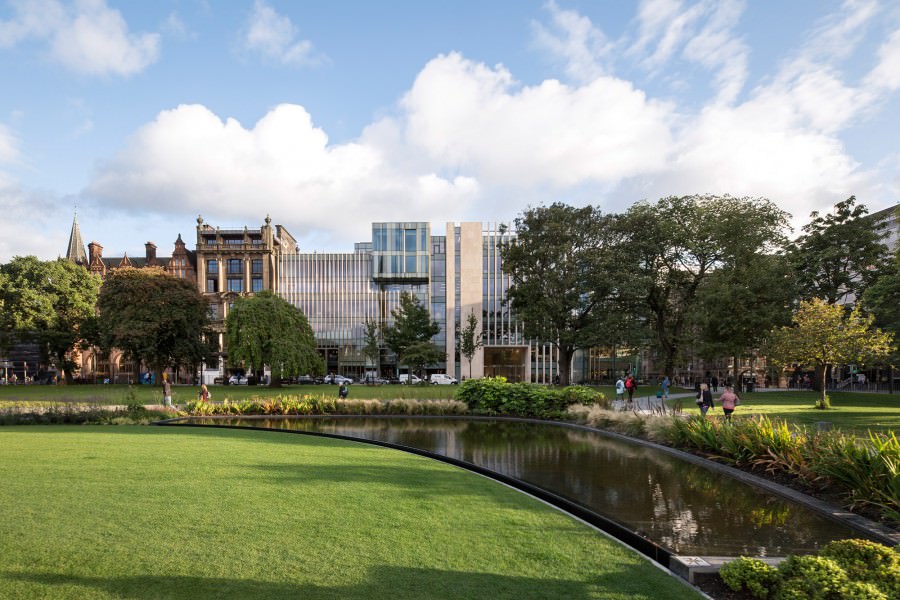 03 St Andrews Square 0461 ME v2